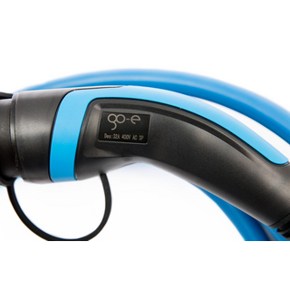 Ladekabel Typ 2 blau go-e 2,5 m - 7,5 m (bis 22 kW)